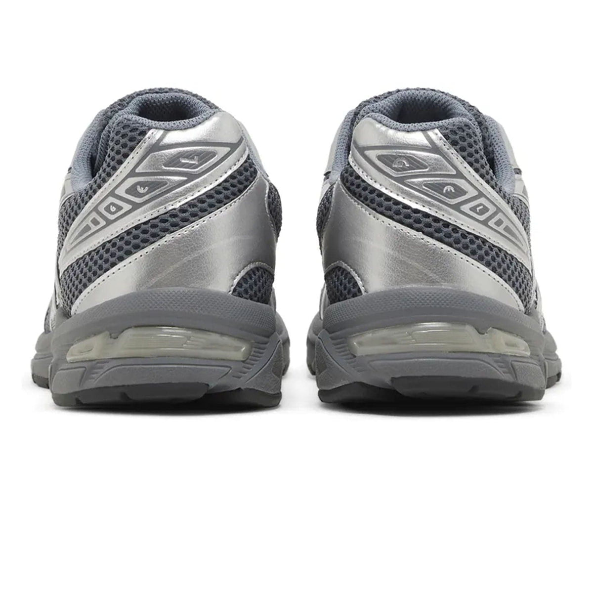 ASICS GEL-1130 trainers, padded collar and rear heel with cushioned detail.