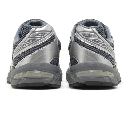 ASICS GEL-1130 trainers, padded collar and rear heel with cushioned detail.