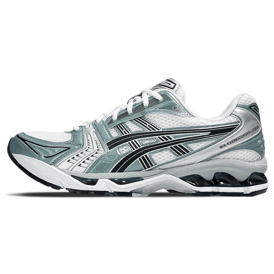 White and fjord grey running trainers with black stripes, lace-up design, and chunky sole