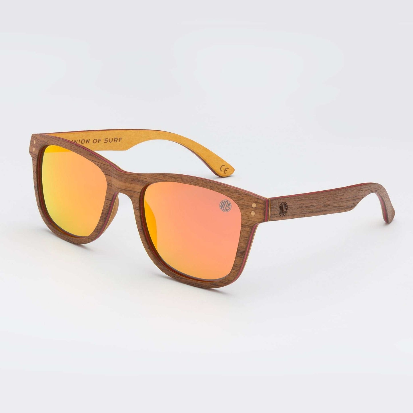 Wood-look sunglasses with orange mirrored lenses and brown frame