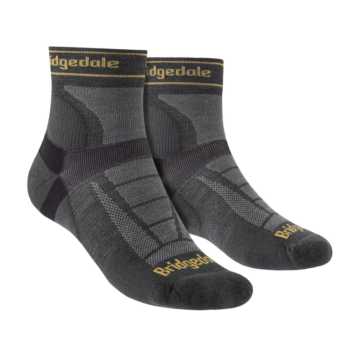 Men's gunmetal gray merino 3/4 crew trail socks with geometric pattern and cushioned sole