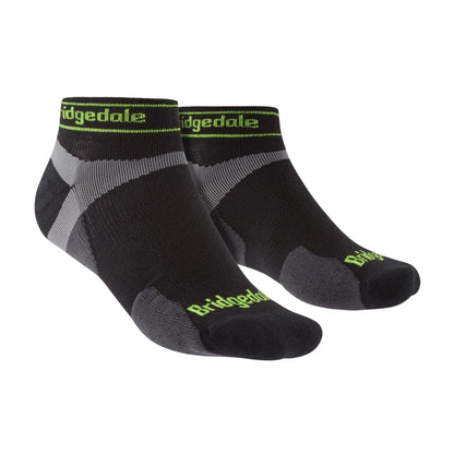 Men's trail low-cut merino wool sport socks, black with gray cushioning and logo toe