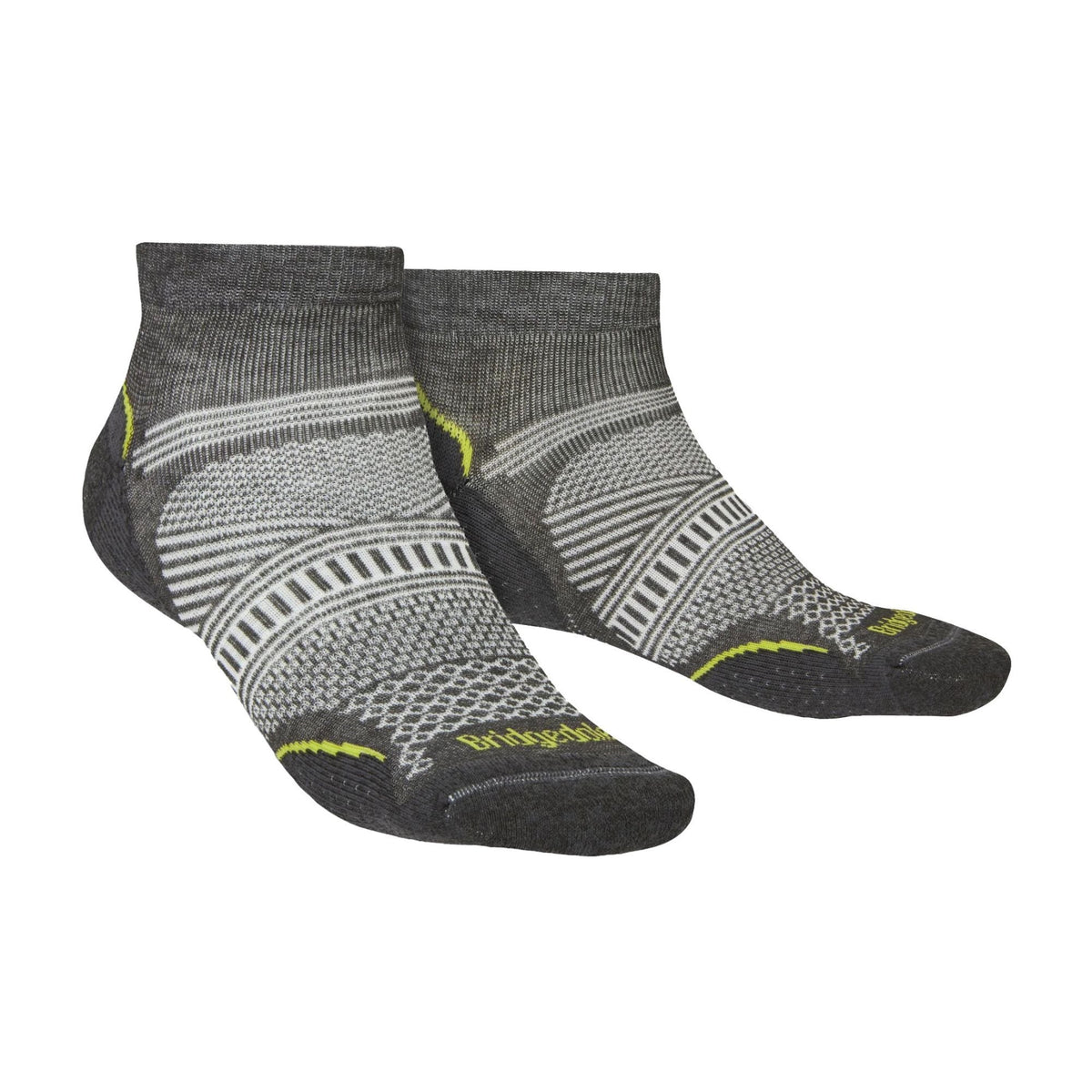 Men's low-cut hiking socks in graphite with gray stripes and neon yellow accents