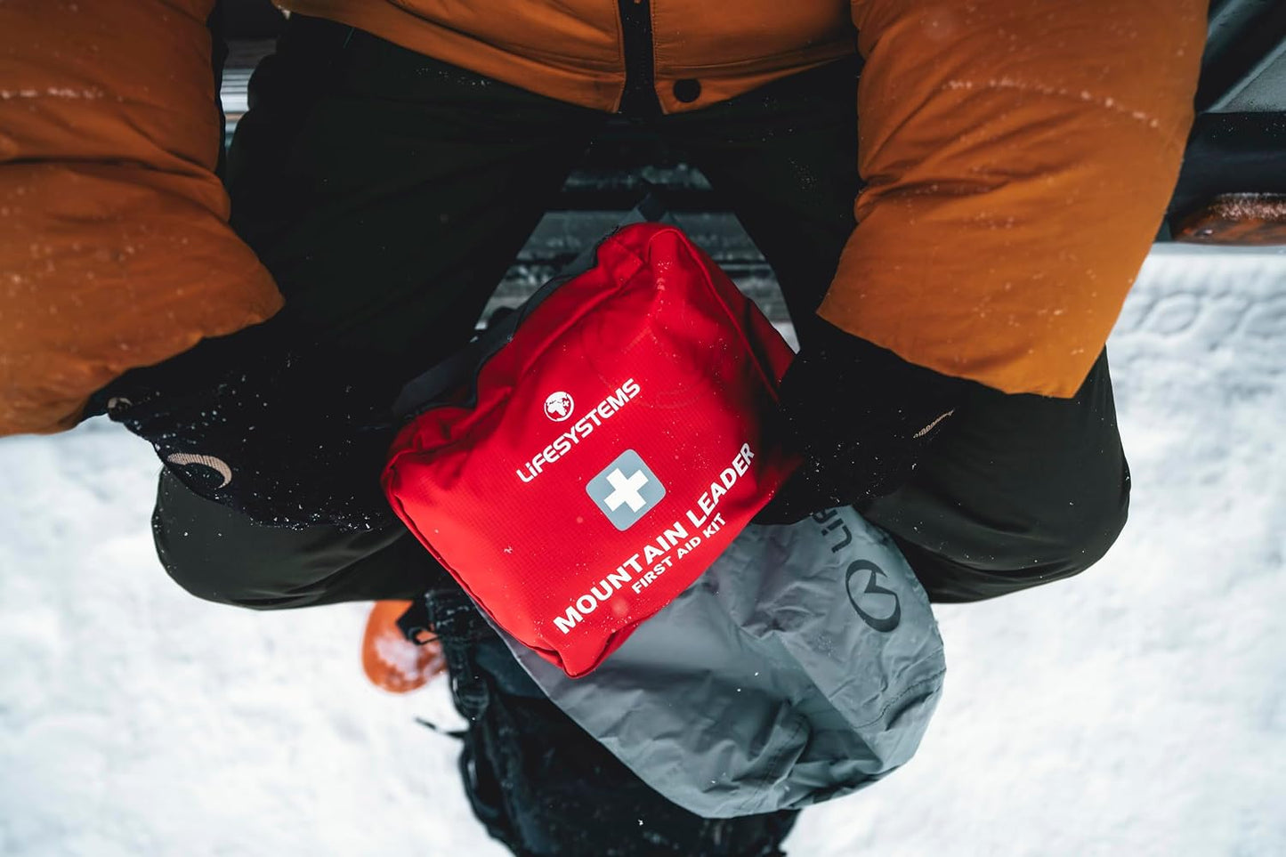Mountain Leader First Aid Kit, CE Certified Contents, Specifically Designed for Groups in the Outdoors, Mountaineering, Travel and Ski