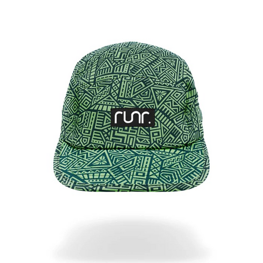Geo-pattern technical running hat in green and white with black runr patch