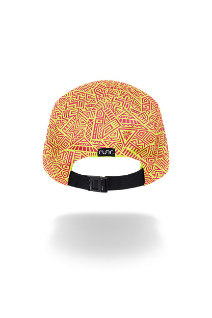Technical running hat with neon geometric pattern and adjustable black back strap
