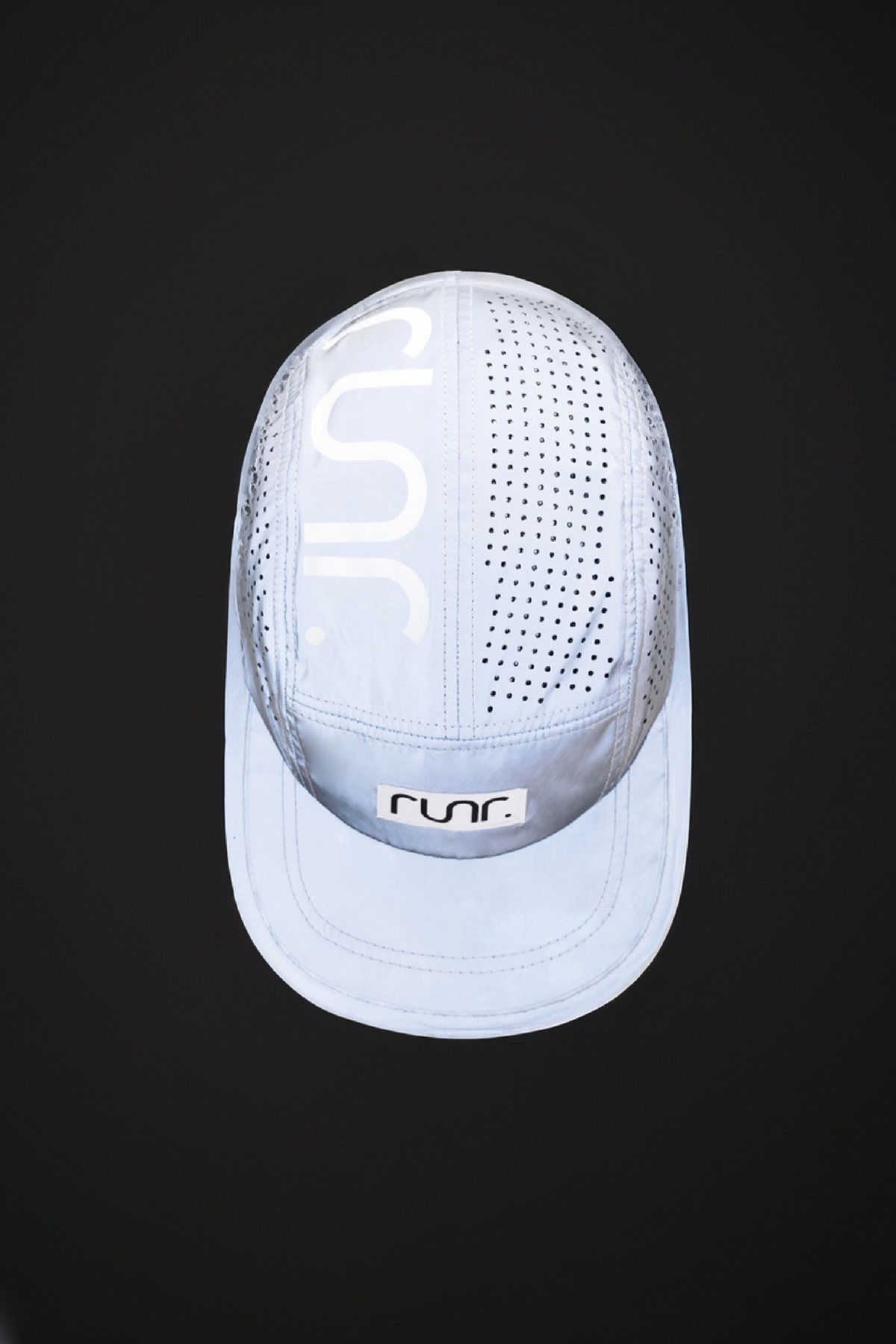 Silver technical running hat with perforated crown and RUNR side logo