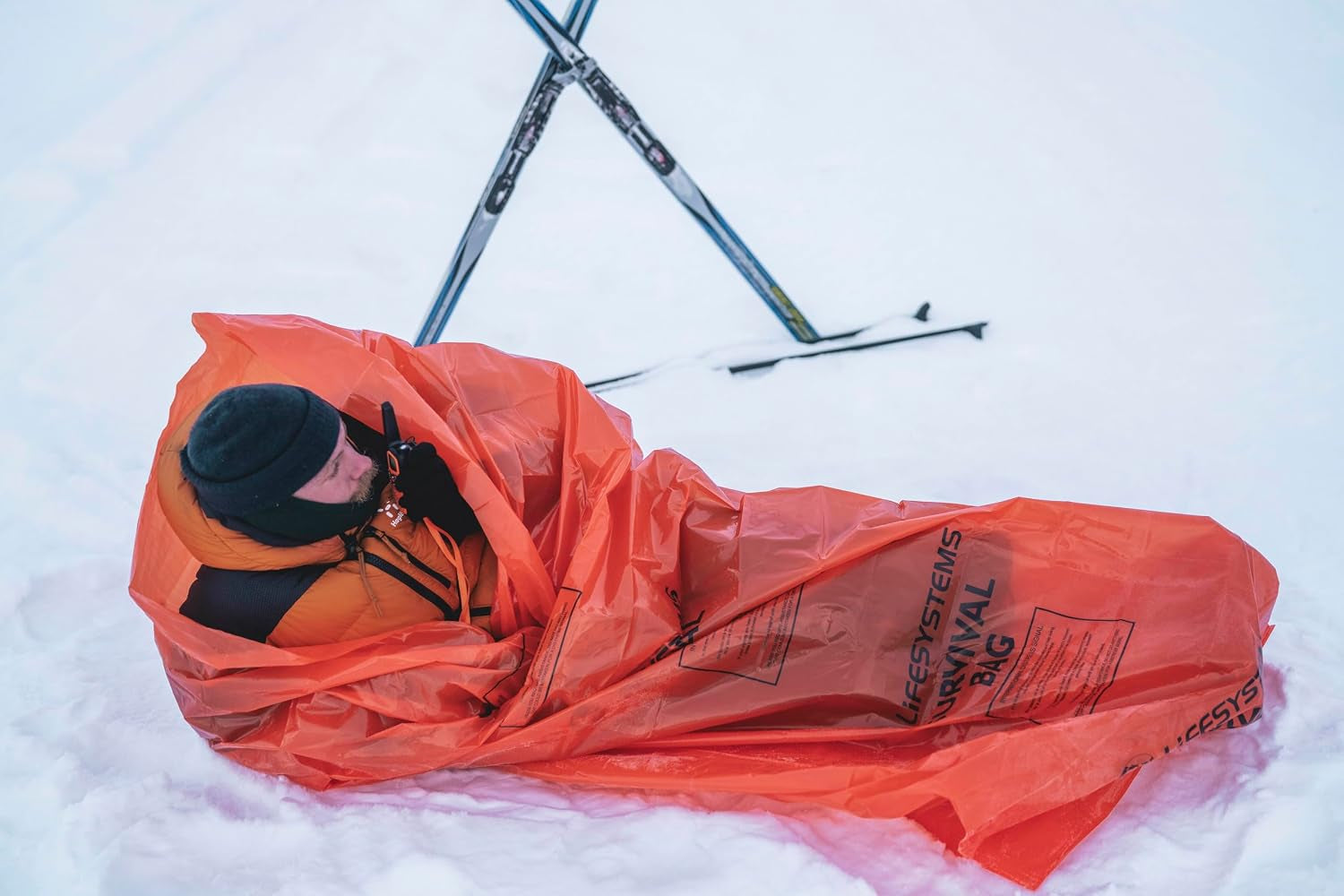 Windproof and Waterproof Orange Survival Bag for 1 to 2 Persons