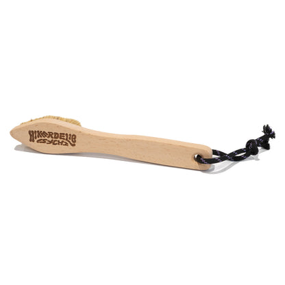 Boar-hair climbing brush with light wood handle and black lace tie