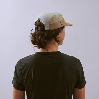 VÅGA Club Cap - Taupe / Neon Yellow / Light Grey